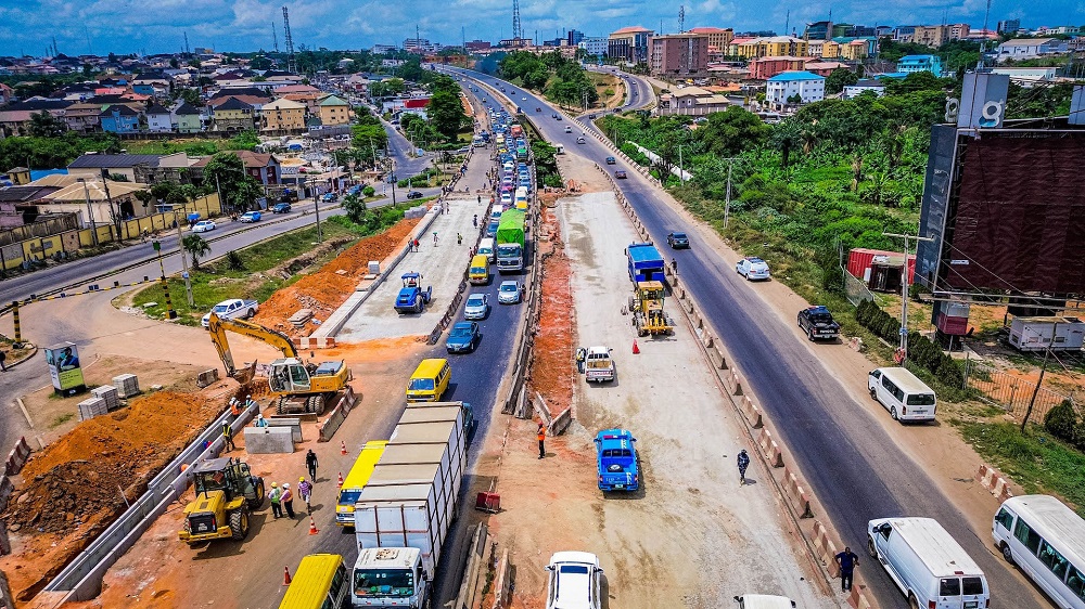 A view of the Ongoing Reconstruction,Rehabilitation and Expansion  of Lagos - Ibadan Expressway, Section I by Otedola Bridge in Lagos State during an inspection tour by the Hon.Minister of Works and Housing, Mr Babatunde Fashola,SAN on Saturday, 8th April 2023