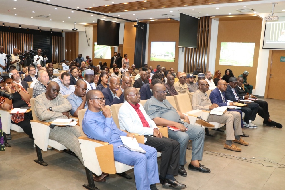 Honourable Minister of Works, H.E, Senator (Engr) David Nweze Umahi in a meeting with Contractors of Road Projects across the country at the Ministry's Conference Hall, Mabushi Abuja on Wednesday, 11th October, 2023